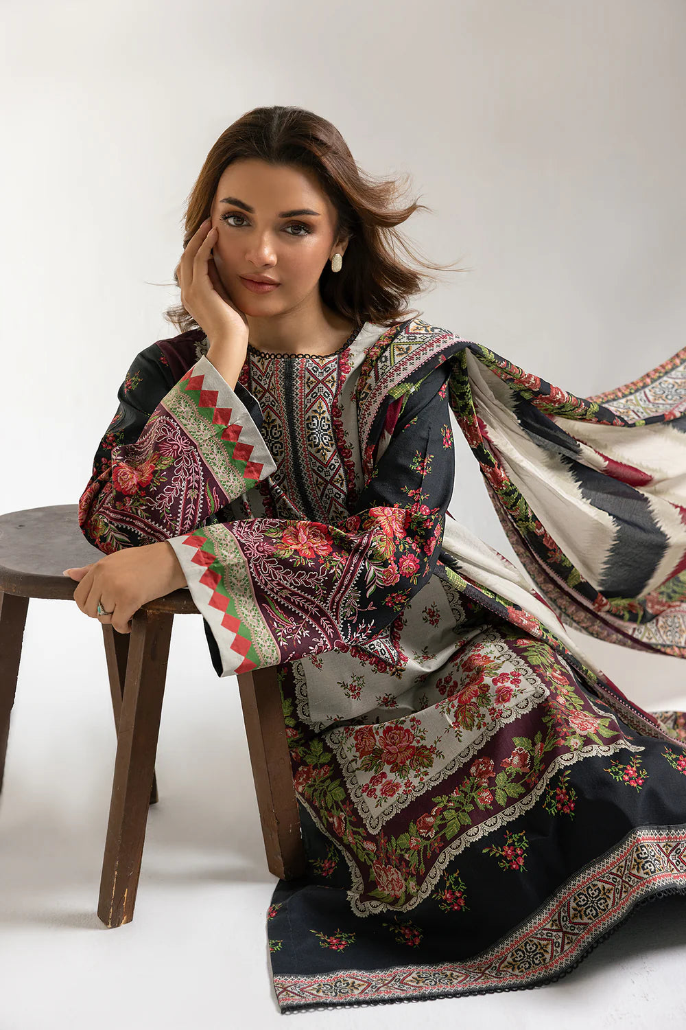ETHNC-Printed 3 piece-E0685/202/902