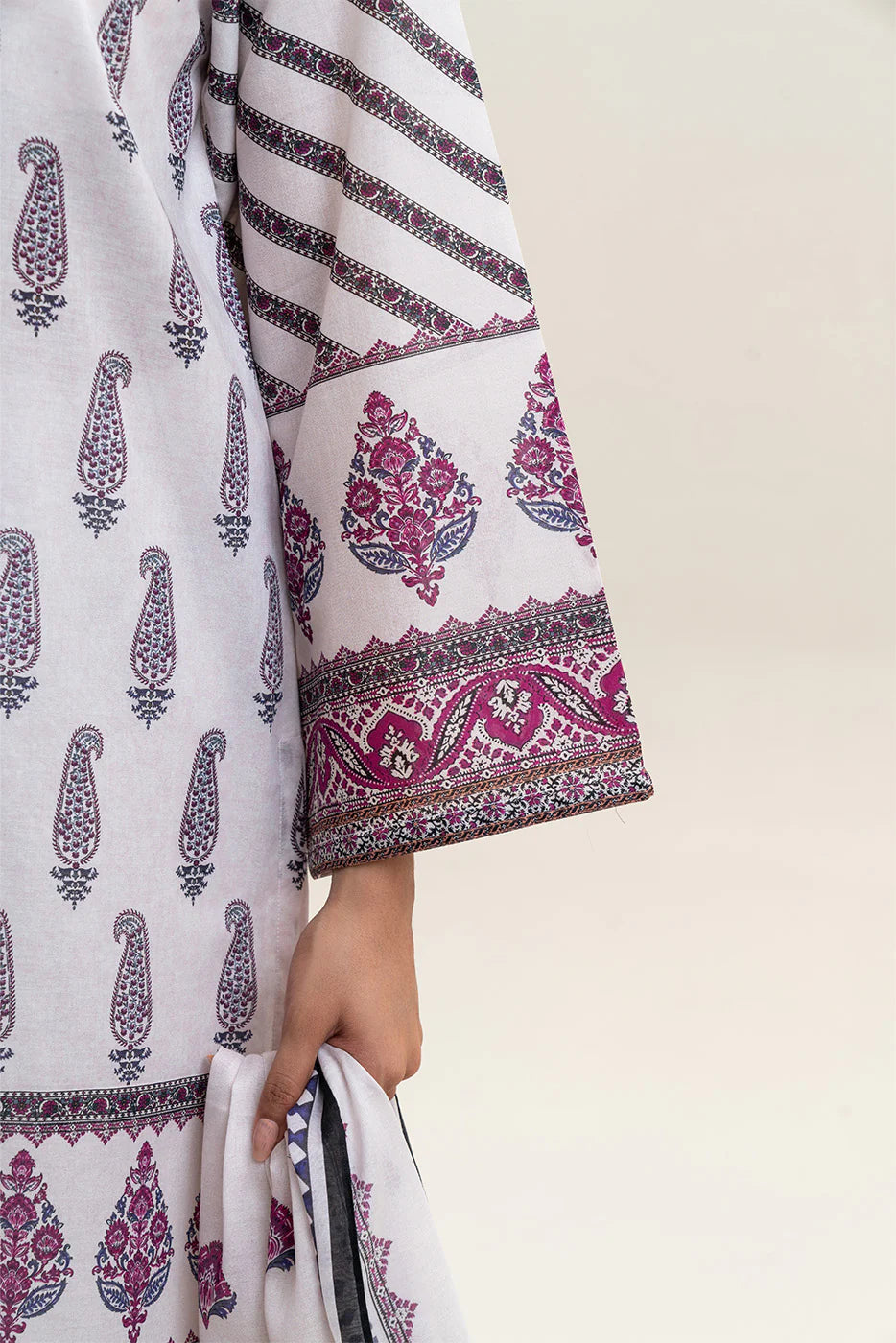 BEECHTREE-Printed 3 piece-BT12502UN006225